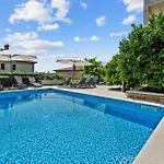 1 Guest house 3*