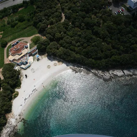 1 Guest house