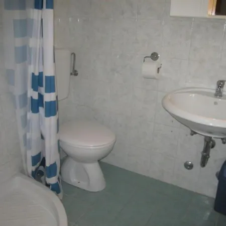 1 * Pula