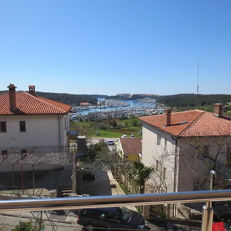 1 Guest house Pula