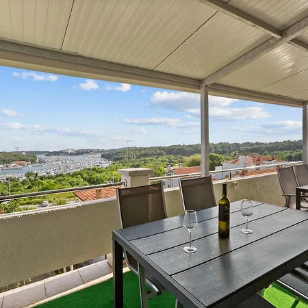 1 בית הארחה פולה